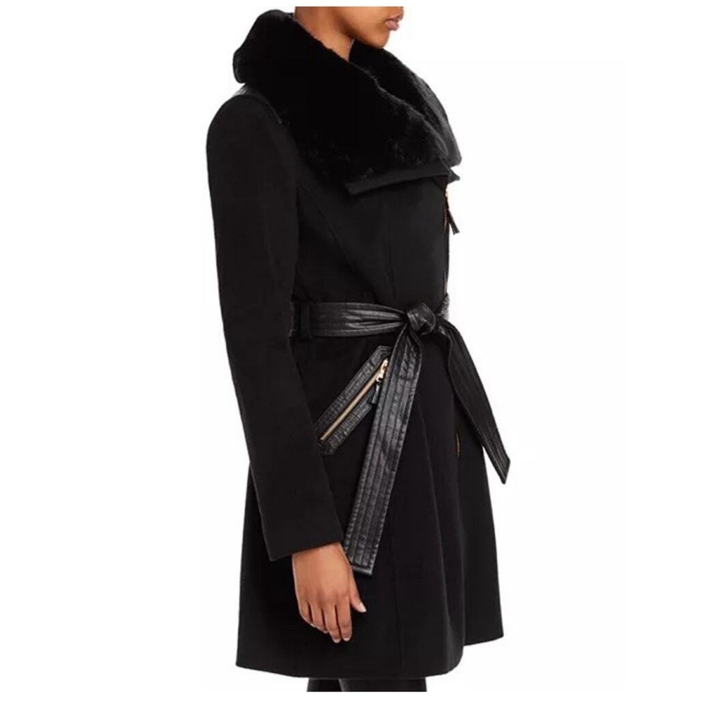 Via Spiga Coat Size 10 Black Wool Faux Fur Collar Leather Asymmetric Zip
